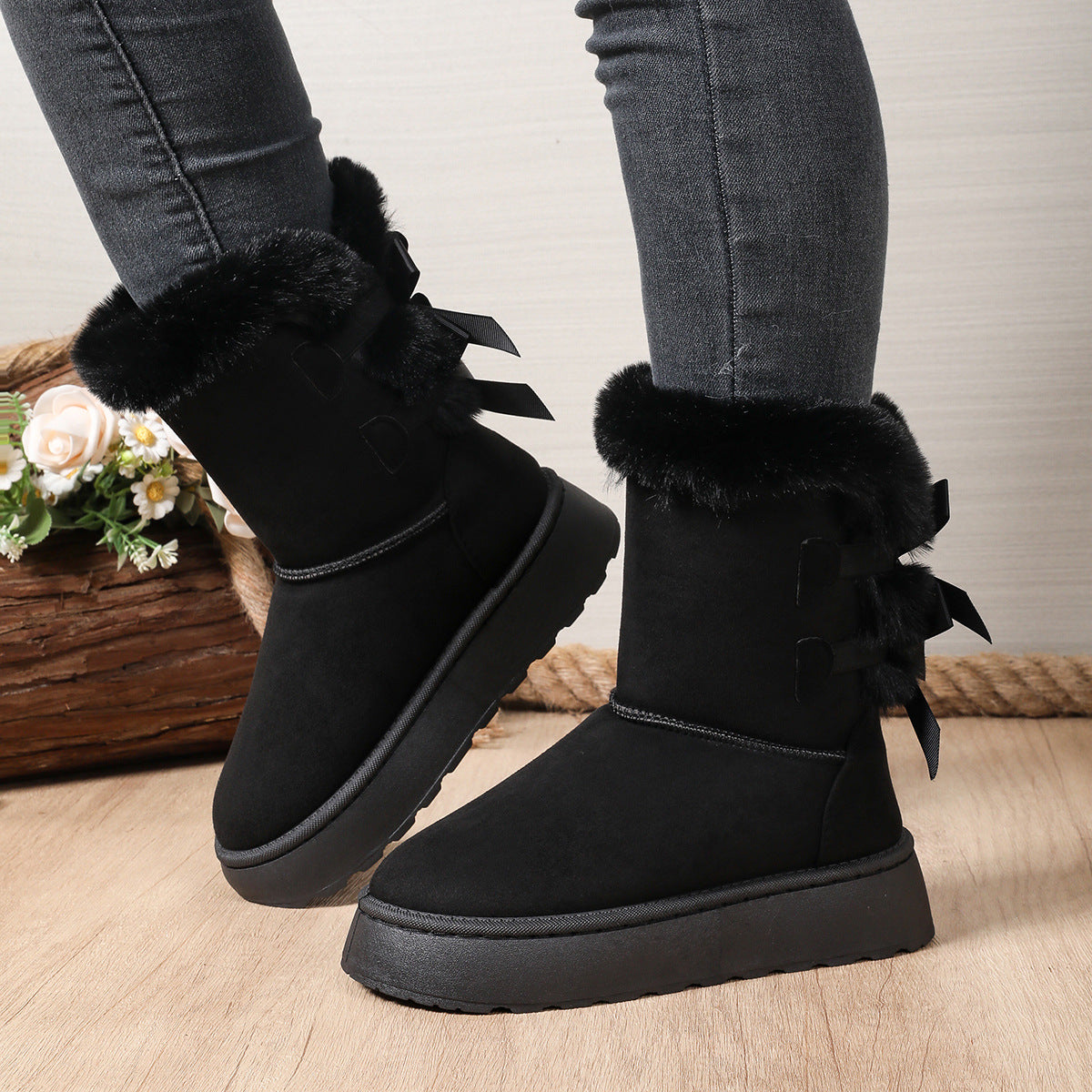 Bootara Women’s CozyBow Short Snow Boots – Fleece-Lined Warmth & Anti-Slip Platform (US 5–10)