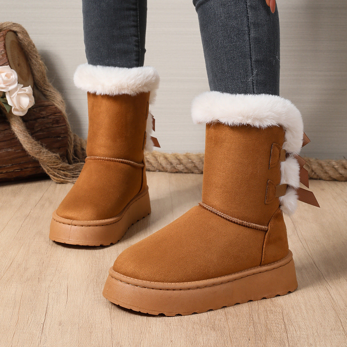Bootara Women’s CozyBow Short Snow Boots – Fleece-Lined Warmth & Anti-Slip Platform (US 5–10)